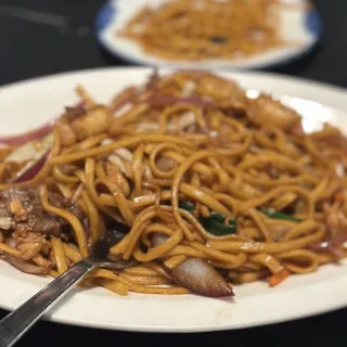 F13 Combo Lo Mein F13