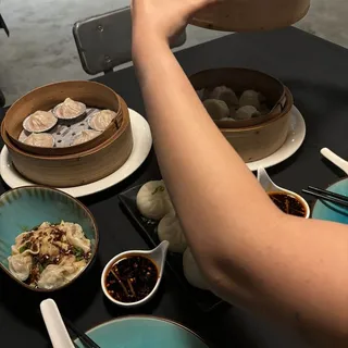 D32 Porkmushroom Dumpling(6Pcs) D32 (6Pcs)