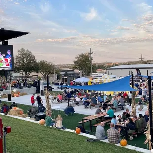 Bushwackers Dance Hall & Saloon
