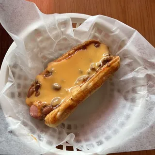 Chilly Cheese Vienna Beef Hot Dog W/ Fries