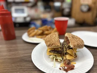 Sam’s Pizza & Burgers