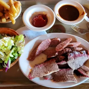 Hot links and brisket