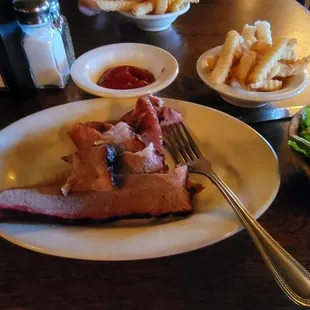 Two meat dinner,  brisket and hot links