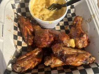 M & D DownHome BBQ