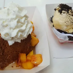 Angel food cake with peaches &amp; vanilla ice cream with oreos.