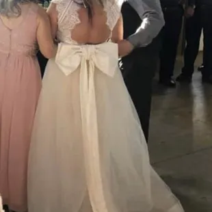 The owner stepped on my dress with her muddy shoe just before I walked down the aisle