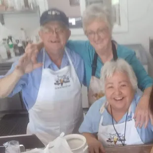 Local owners: Helen, Kay and Ross at your service!