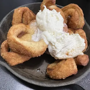 Cinnamon Roll Bites
