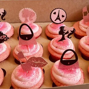 Strawberry Barbie themed cupcakes