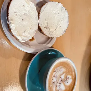 hot hedgehog latte and everything bagel with cream cheese