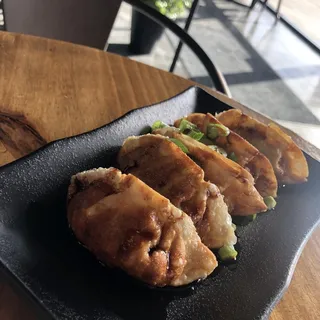 Gyoza