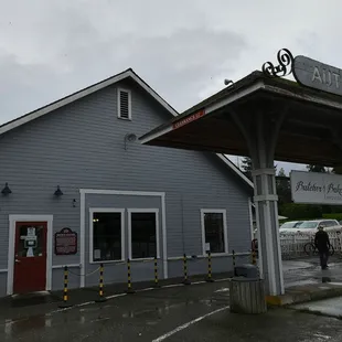 the entrance to the restaurant