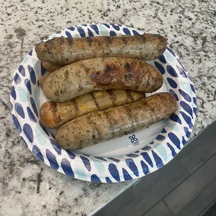 Cheddar jalapeños chicken sausages, a little spicy and so delicious.