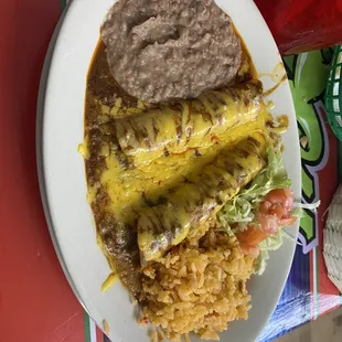 Beef enchilada plate