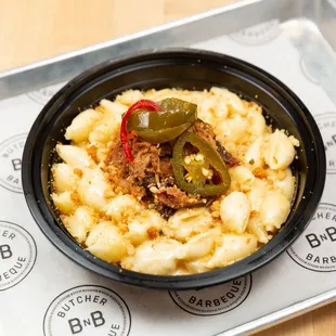 Mac n Cheese Bowl with Pulled Pork