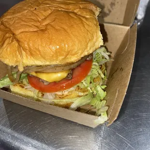 Classic single steak burger smash