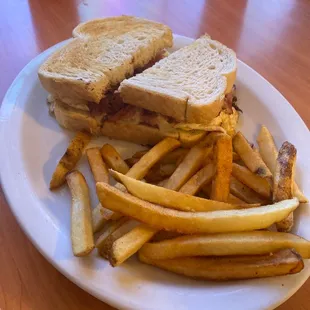 Sunrise breakfast sandwich