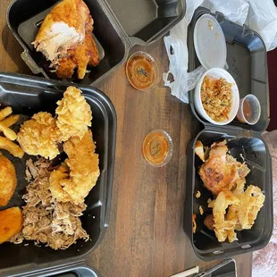 Smoke chicken, pull pork fries, onion Rings and wedges