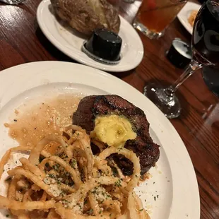 Louie&apos;s 5 Star Filet