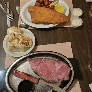 King size prime rib &amp; house potatoes - Haddock &amp; sweet potato tots