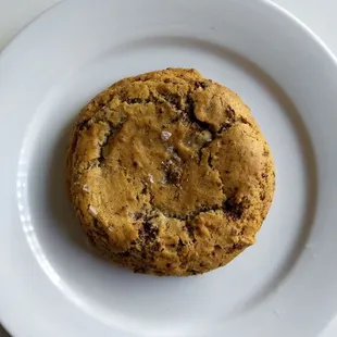 Chocolate chip cookie