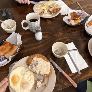Chicken fried steak -- delicious. And grits!