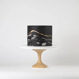 Black Marble Kintsugi