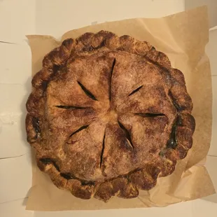 Bought this pie on July 4th l, 2024, to celebrate independence Day. They sold us an old moldy pie.