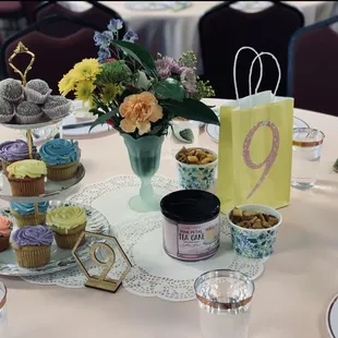 Vanilla, raspberry, chocolate &amp; the best Banana cupcakes you have ever tried!