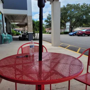 one out door table