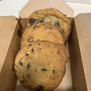 OMG OMG salted chocolate chip cookies