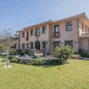 Our private Malibu Villa that we rent out for stay overnights and intimate gatherings catered by Buttercup Pamela and Joseph 4246440946