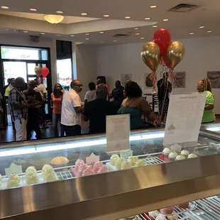 Amazing crowd. Buttercups 2.0