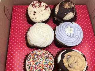 Smallcakes and Creamery