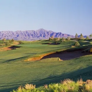 #16, Great views of the mountains all over the course