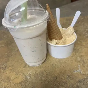 Shake and regular scoop! Yumm!