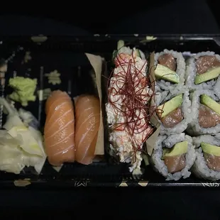 Salmon Avocado Roll