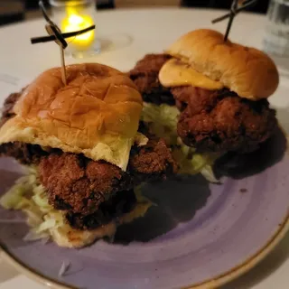 CHICKEN SLIDERS