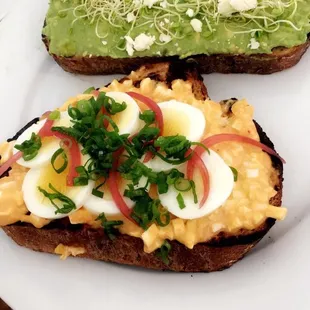 Deviled Eggs Toast