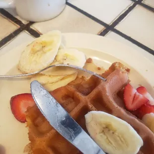 My 1st time here and ny waffle bananas came with hairs.