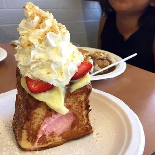 5. Stuffed Strawberry Cheesecake French Toast