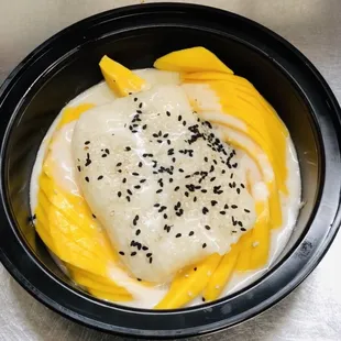 Mango sticky rice