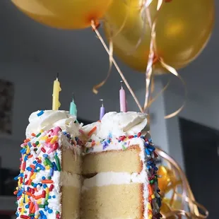 Vanilla sprinkle cake- I walked in and picked this up.