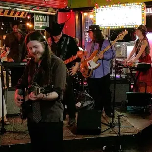 The "coziness" of the performance space helps break down barriers between band and audience.