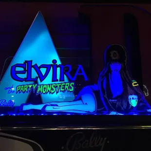 Gotta get that 80's pinball in.