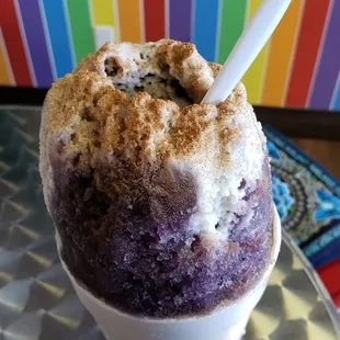 Best king cake snoballs around.