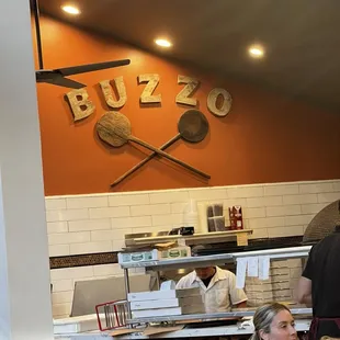 Buzzo's