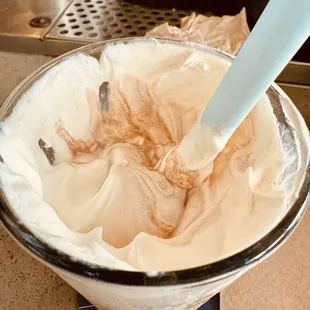 Mudslide milkshake w/ alcohol