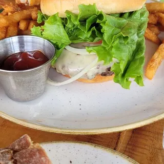 Buzz's Burger Deluxe