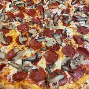 Large pepperoni and mushroom